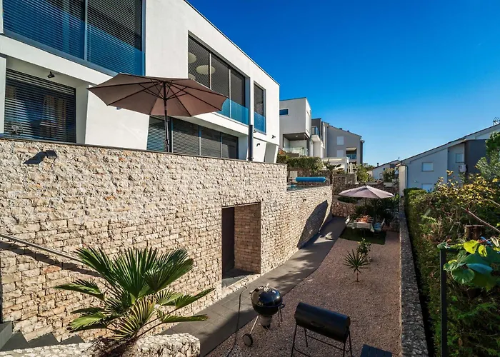 Island Beauty 2 * Njivice