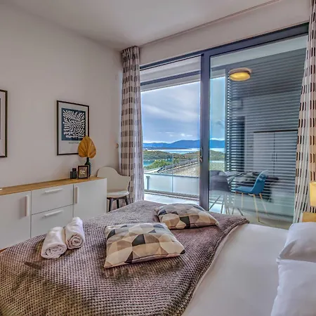 Island Beauty 2 نجيفيش