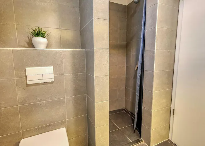 Island Beauty 2 شقة نجيفيش