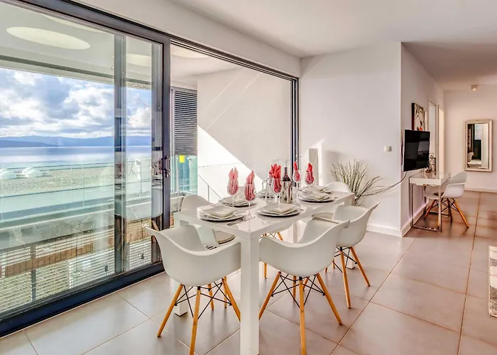 Island Beauty 2 * نجيفيش